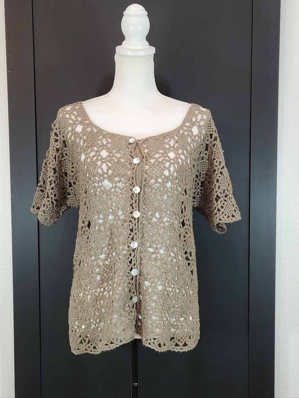 ✨ Effortless Boho Elegance: The Hand-Crocheted Floral Cardigan ✨